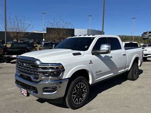 Used 2025 RAM 2500 Limited image 3
