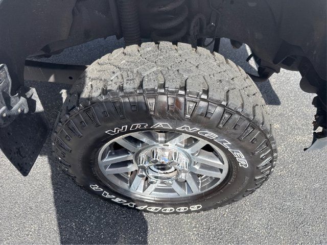 Used 2019 Ford F250 Lariat w/ Lariat Ultimate Package AWD/4WD image 16