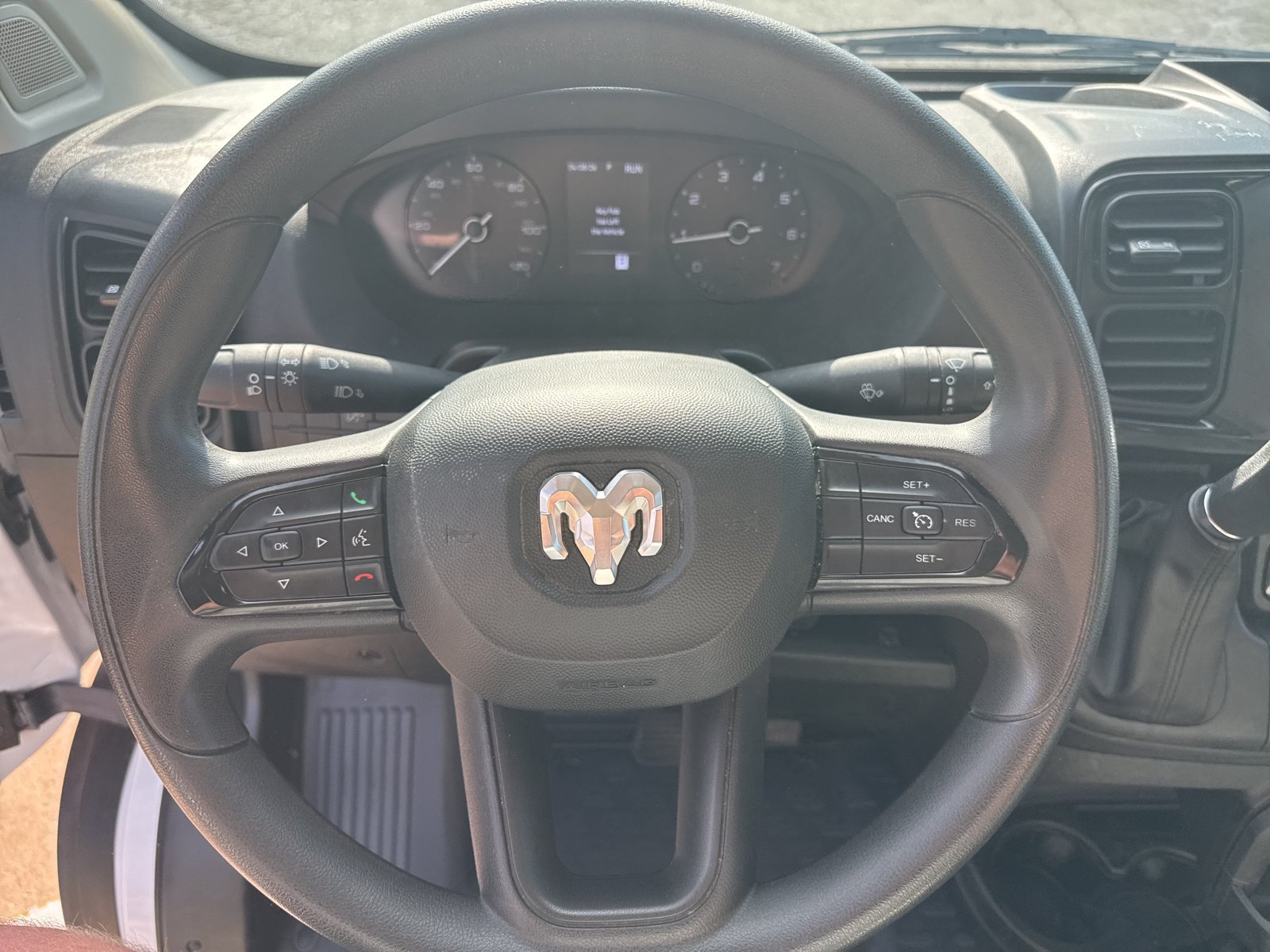 Used 2023 RAM ProMaster 2500 FWD image 14