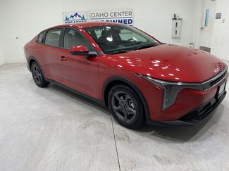 Used 2025 Kia K4 FWD video 2