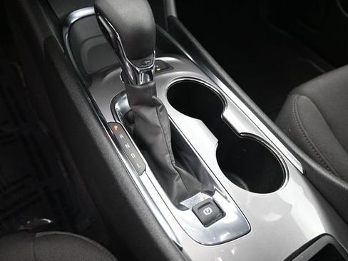 Used 2024 Chevrolet Malibu LT FWD image 31