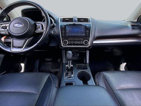 Used 2018 Subaru Outback 2.5i Limited AWD/4WD image 15