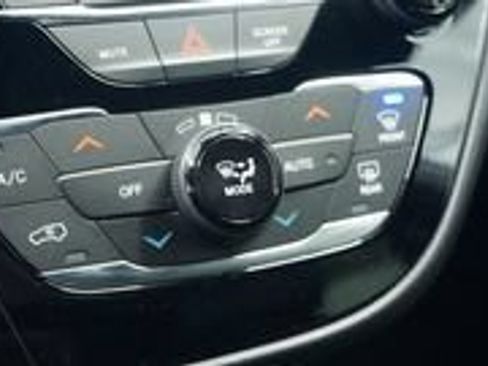 New 2026 Chrysler Voyager LX FWD image 20