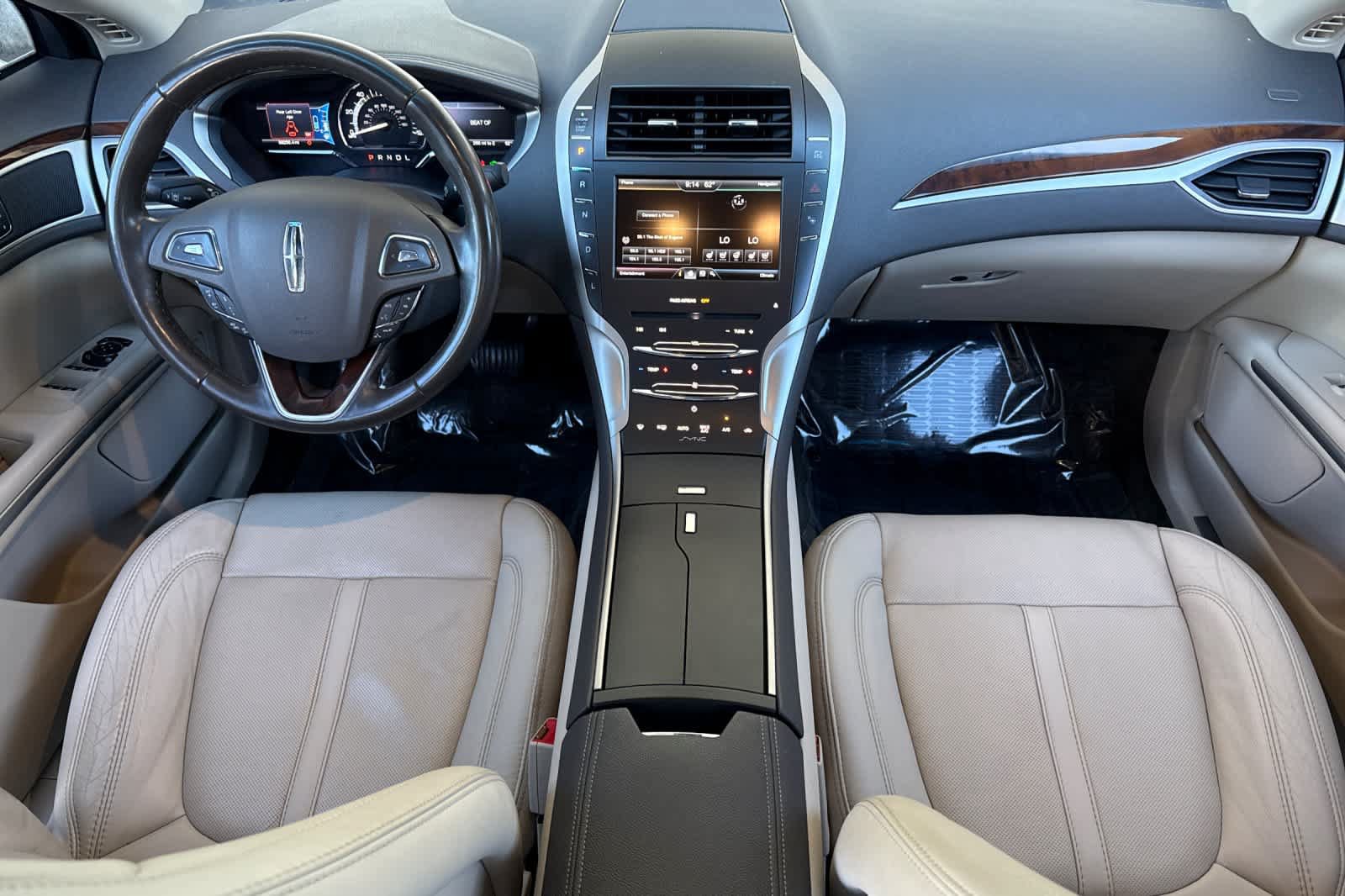 Used 2016 Lincoln MKZ Hybrid w/ Equipment Group 600A Reserve FWD image 3