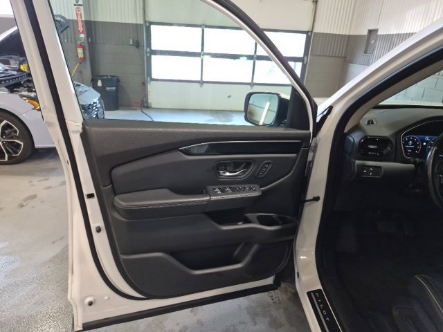 Used 2023 Honda Pilot Elite image 10