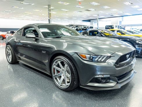 Used 2016 Ford Mustang GT Premium w/ GT Performance Package image 4