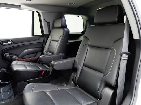 Used 2019 Chevrolet Tahoe Premier AWD/4WD image 24
