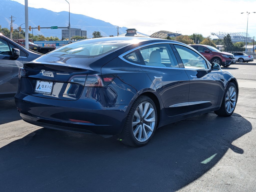 Used 2018 Tesla Model 3 AWD/4WD image 4