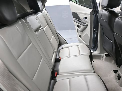 Used 2015 Buick Encore Leather image 25