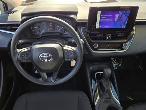 Certified 2025 Toyota Corolla LE image 12