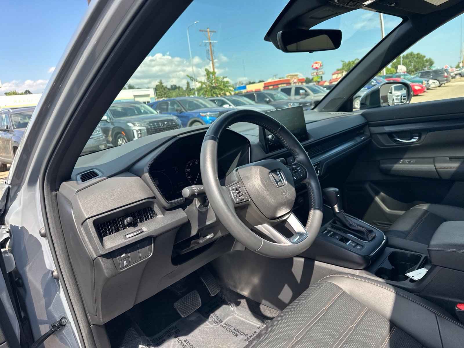 Used 2025 Honda CR-V Sport-L image 14