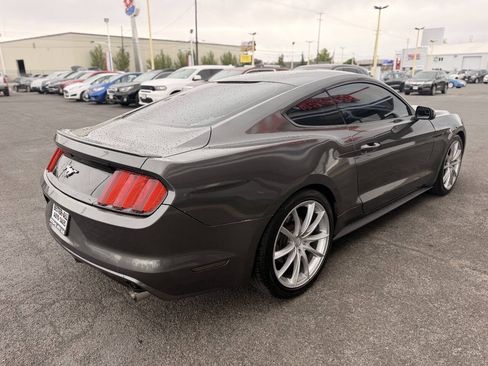 Used 2017 Ford Mustang Coupe RWD image 5