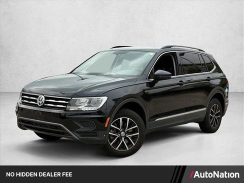 Used 2021 Volkswagen Tiguan SE w/ Panoramic Sunroof Package FWD image 1