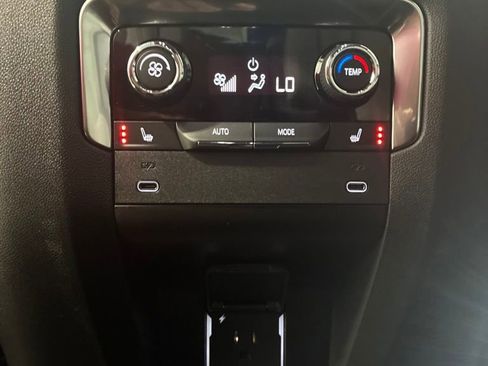 New 2026 Chevrolet Tahoe Premier AWD/4WD image 38
