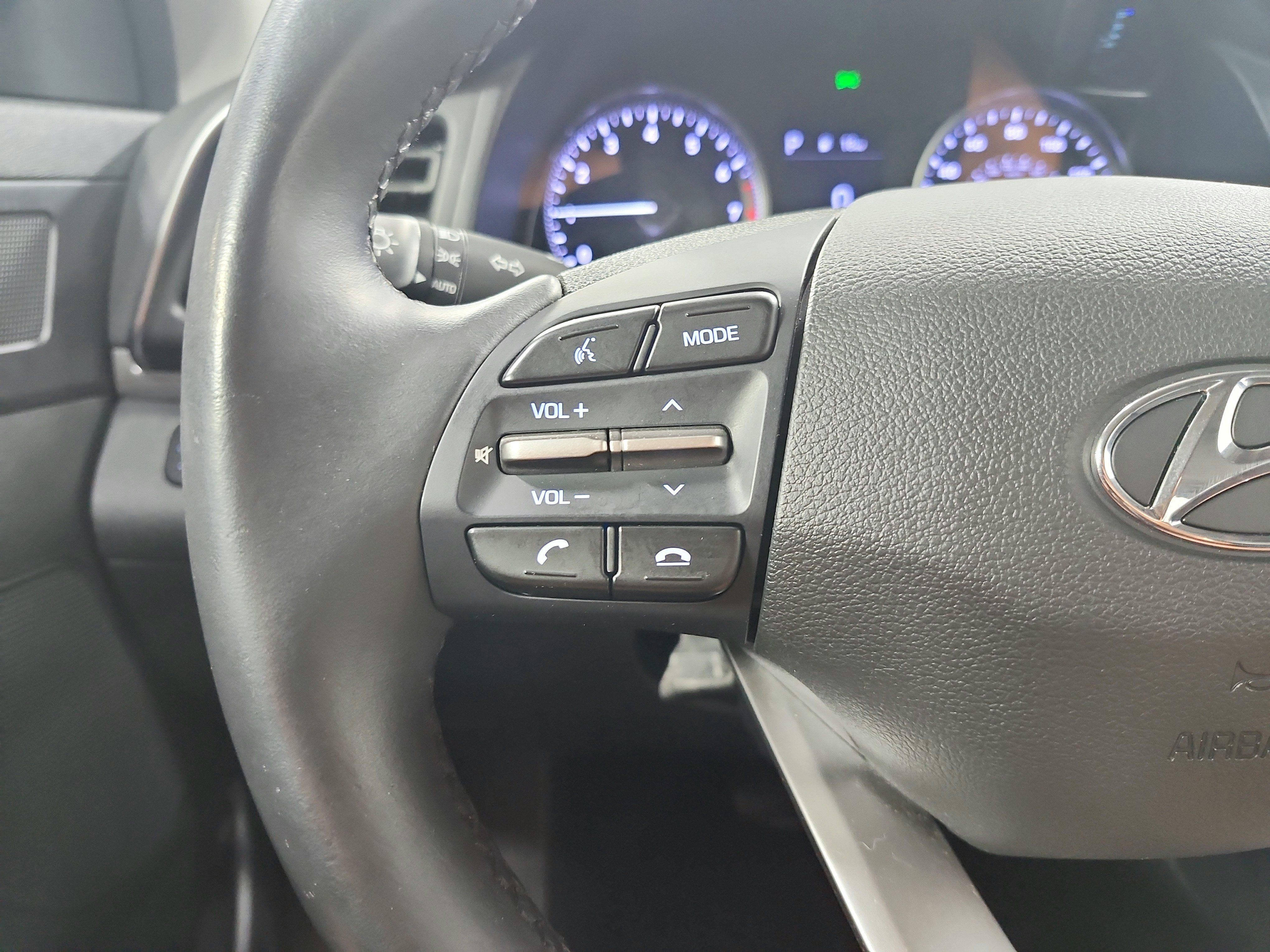 Used 2020 Hyundai Elantra Value Edition w/ Cargo Package (C1) FWD image 24