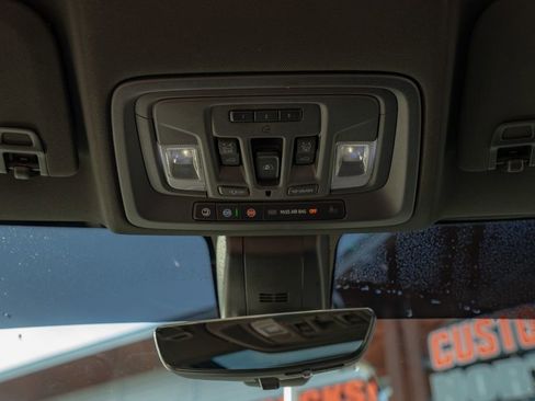 Used 2020 GMC Sierra 1500 AT4 w/ AT4 Premium Package image 16