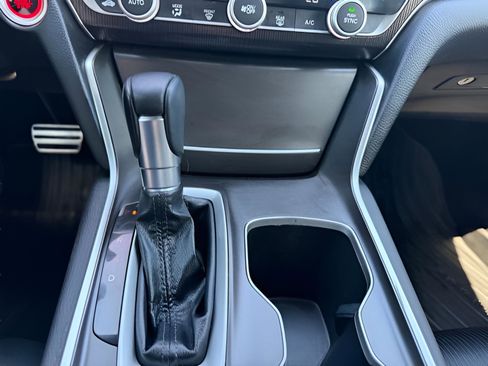 Used 2019 Honda Accord Sport image 18