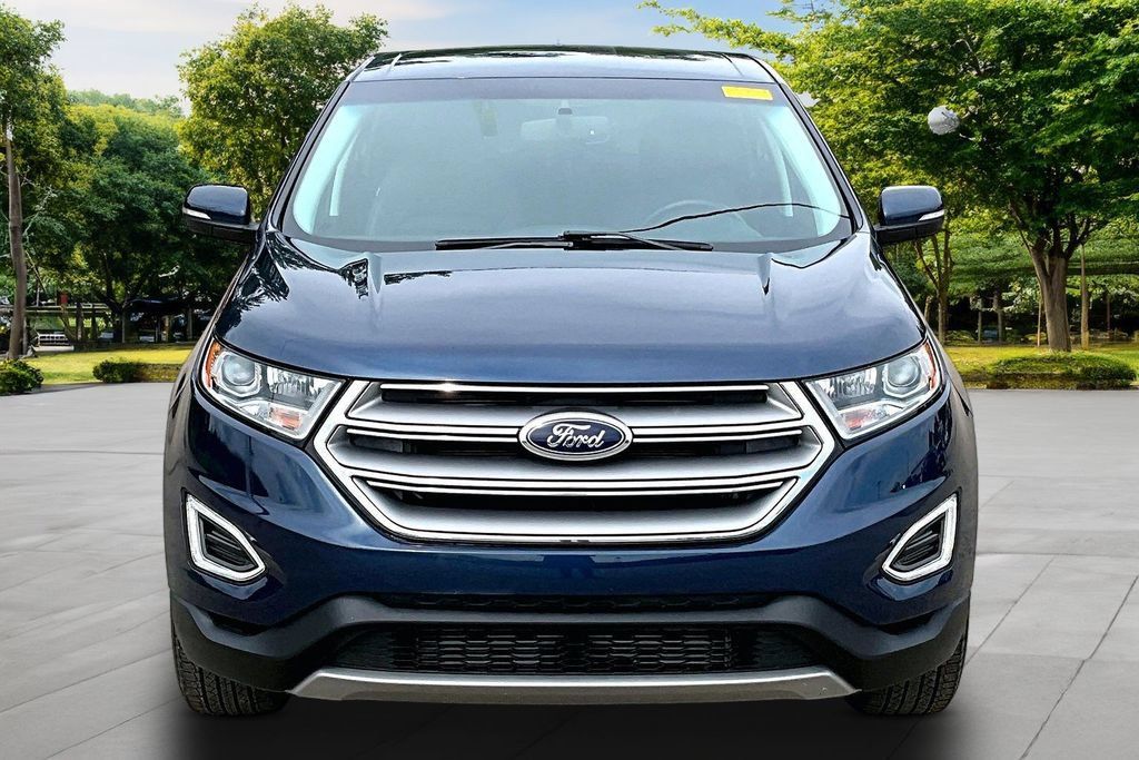 Used 2017 Ford Edge SEL w/ Equipment Group 201A FWD image 3