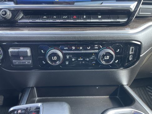 Used 2023 Chevrolet Silverado 1500 RST AWD/4WD image 34