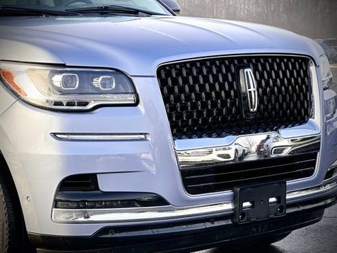 Used 2023 Lincoln Navigator L Black Label image 2