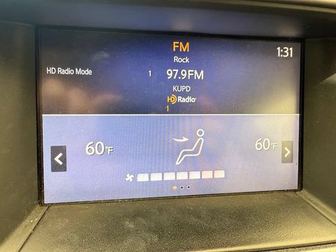 Used 2019 Nissan Pathfinder SL FWD image 28