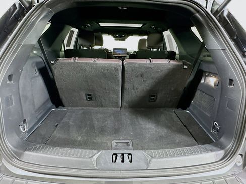 Used 2025 Ford Explorer Platinum w/ LUX Leather Package AWD/4WD image 31