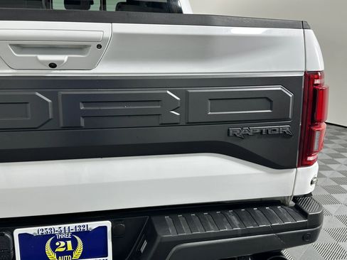 Used 2018 Ford F150 Raptor w/ Equipment Group 802A Luxury AWD/4WD image 23
