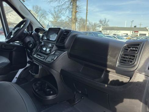 Used 2025 RAM ProMaster 2500 w/ Convenience Group FWD image 36