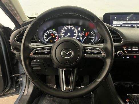 Used 2023 MAZDA MAZDA3 s image 17