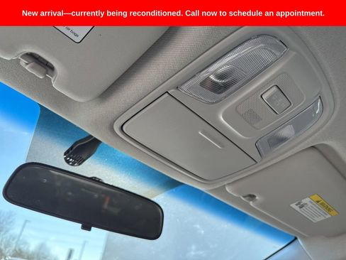 Used 2018 Kia Niro LX image 24