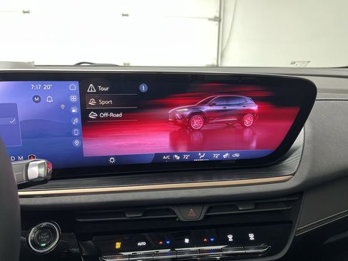 Certified 2025 Buick Envision Sport Touring image 19