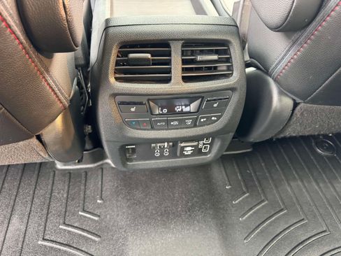 Used 2021 Honda Pilot Black Edition image 19