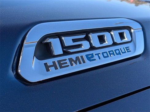 Used 2022 RAM 1500 Laramie image 9