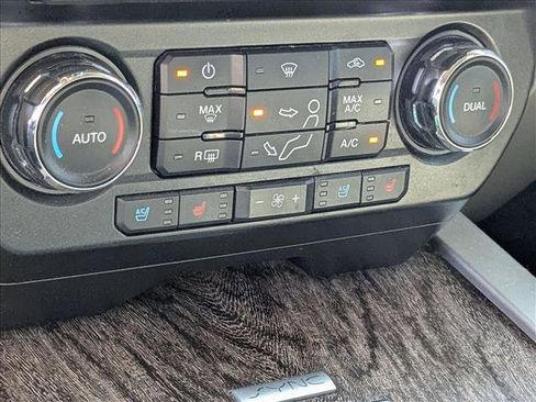 Used 2018 Ford F250 Lariat w/ Lariat Ultimate Package image 11