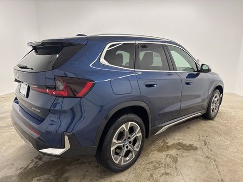 Used 2023 BMW X1 xDrive28i w/ Premium Package image 5