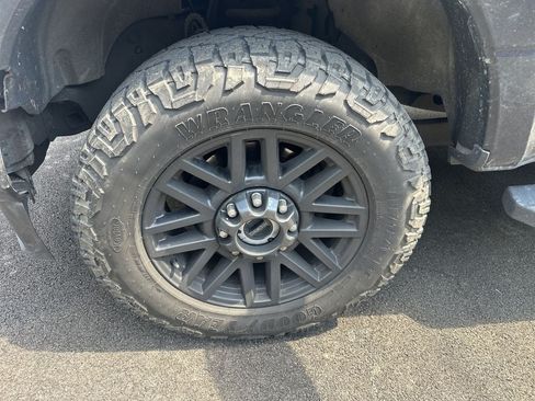 Used 2021 Ford F250 Lariat AWD/4WD image 6