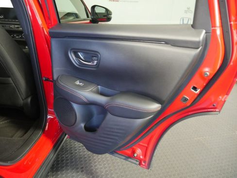 Certified 2024 Honda HR-V Sport image 7