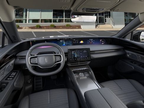 New 2026 Lincoln Nautilus Reserve AWD/4WD image 9