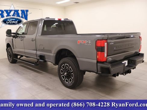 New 2026 Ford F250 Platinum w/ FX4 Off-Road Package image 3