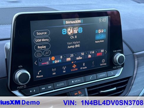 Used 2025 Nissan Altima 2.5 SV FWD image 28
