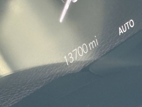 Used 2025 RAM 1500 Laramie image 17