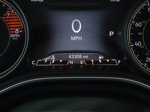 Used 2022 Jeep Cherokee Trailhawk w/ Technology Group B AWD/4WD image 31