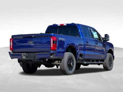 New 2026 Ford F250 Lariat w/ Black Appearance Package