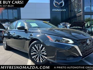 Used 2025 Nissan Altima 2.5 SV video 1