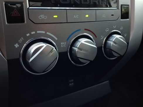 Used 2017 Toyota Tundra SR5 image 22