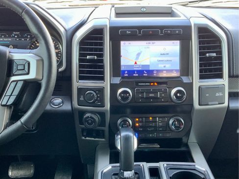Used 2020 Ford F150 Lariat w/ Equipment Group 502A Luxury AWD/4WD image 44