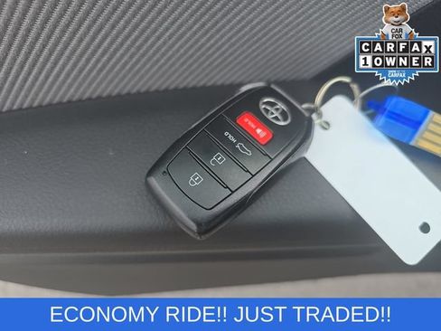 Used 2025 Toyota Camry SE FWD image 23