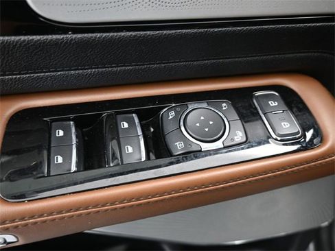 Used 2021 Lincoln Aviator Reserve w/ Equipment Group 208A image 13