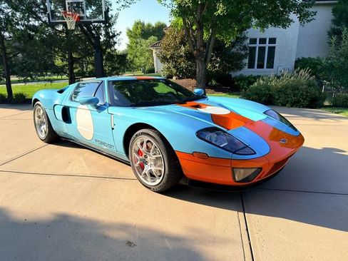 Used 2006 Ford GT RWD image 62