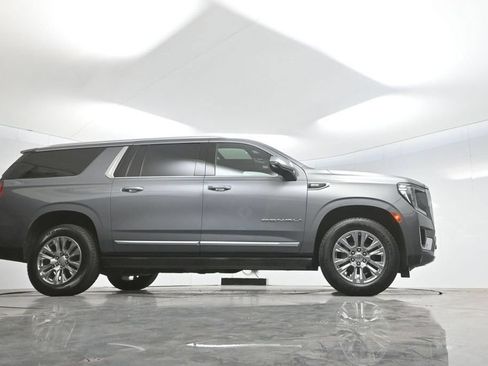 Used 2022 GMC Yukon XL Denali AWD/4WD image 65